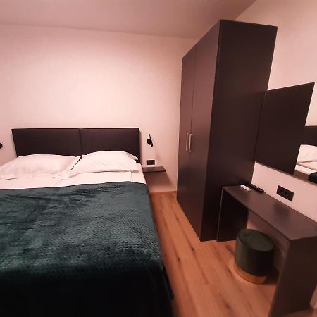 Apartman Mate Lopar Exteriér fotografie