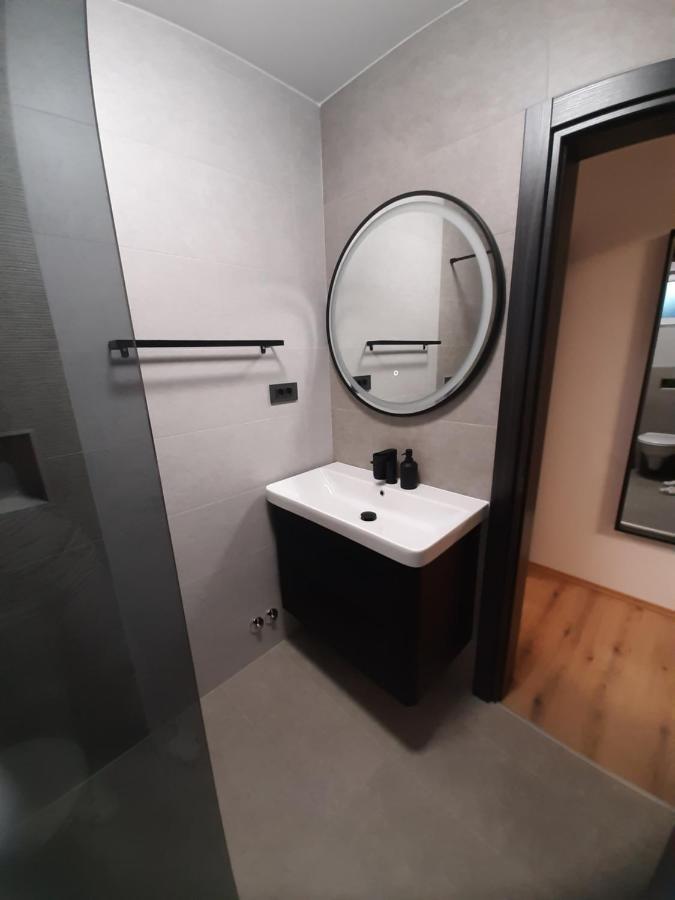 Apartman Mate Lopar Exteriér fotografie